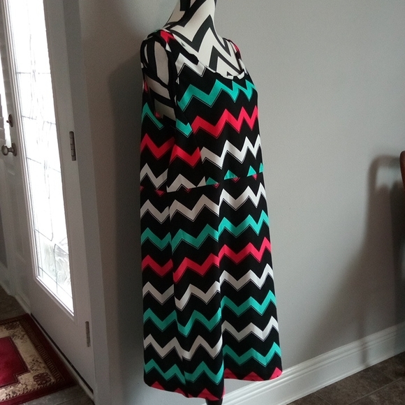 NEW Rouge Collection 4X 30/32 Dress - Picture 4 of 6